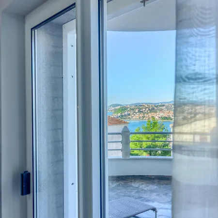Apartment Pepa Podstrana