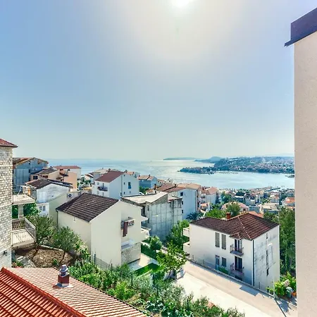Apartment Pepa Podstrana